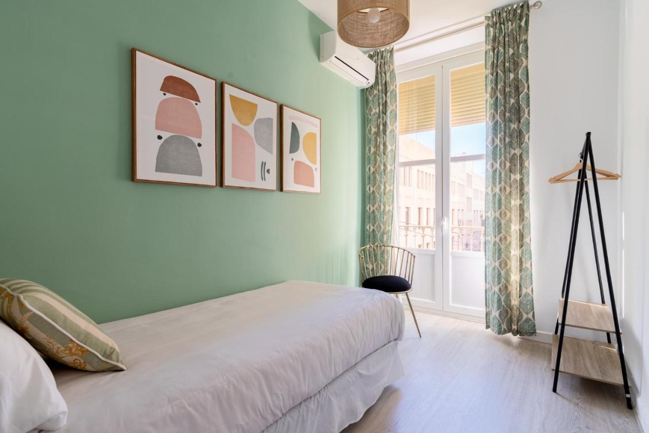 Apartments Ole - Tetuan Σεβίλλη Εξωτερικό φωτογραφία