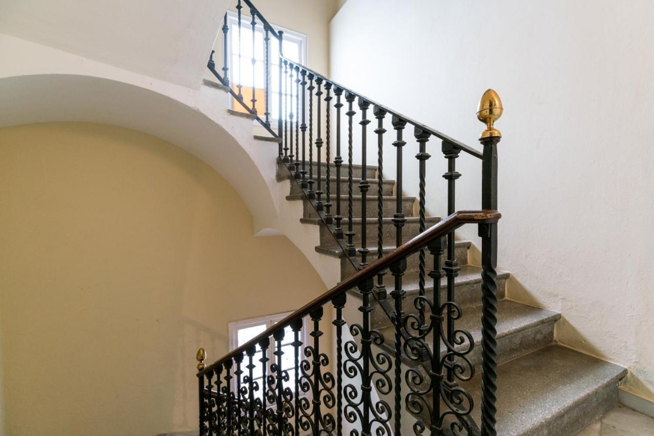Apartments Ole - Tetuan Σεβίλλη Εξωτερικό φωτογραφία
