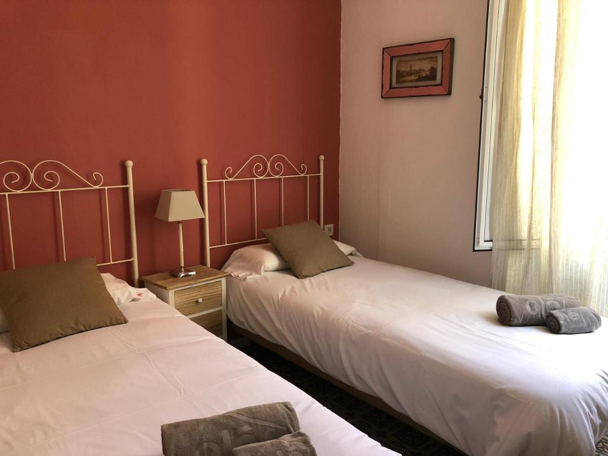 Apartments Ole - Tetuan Σεβίλλη Εξωτερικό φωτογραφία