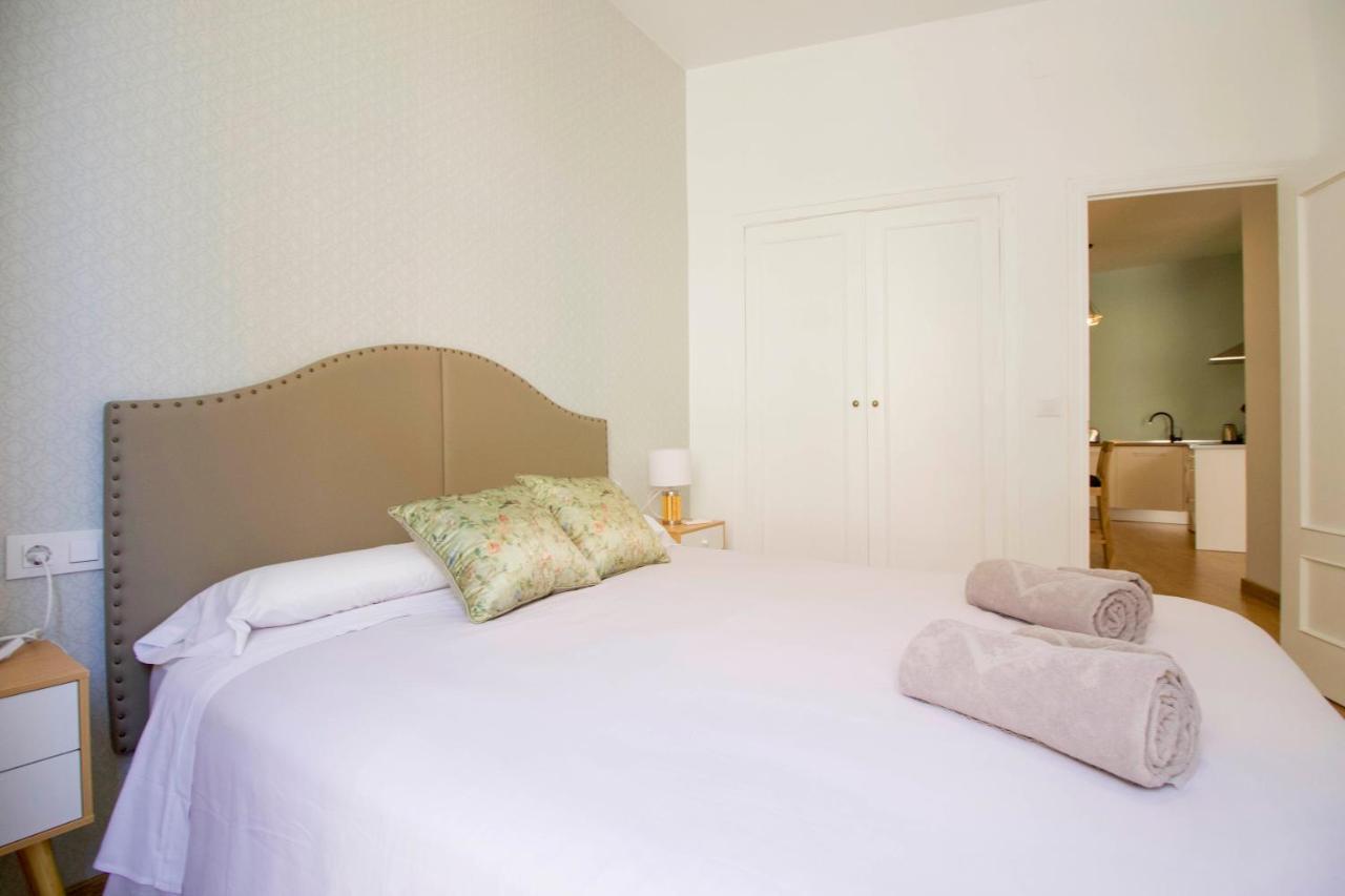 Apartments Ole - Tetuan Σεβίλλη Εξωτερικό φωτογραφία